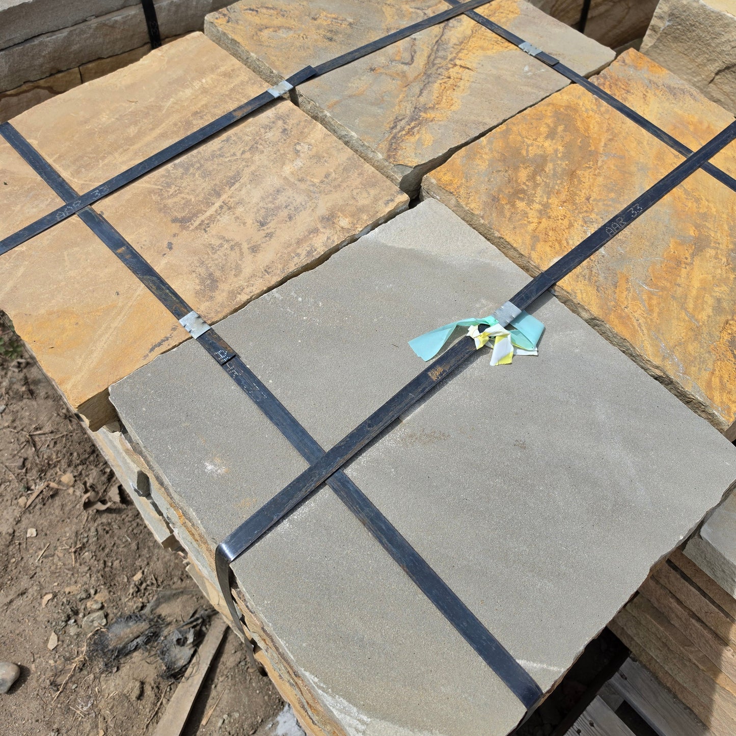 TN Flagstone Cap 18" X 18"